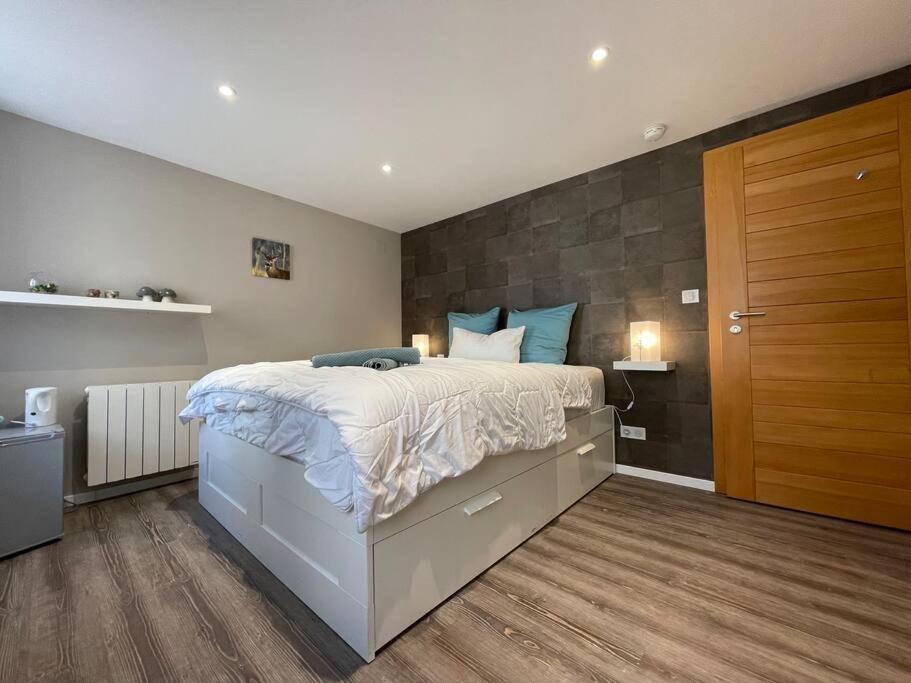 La Taniere De L'ours - L'alcove De L'ours - Cosy 2 Pers * Dambach-la-Ville